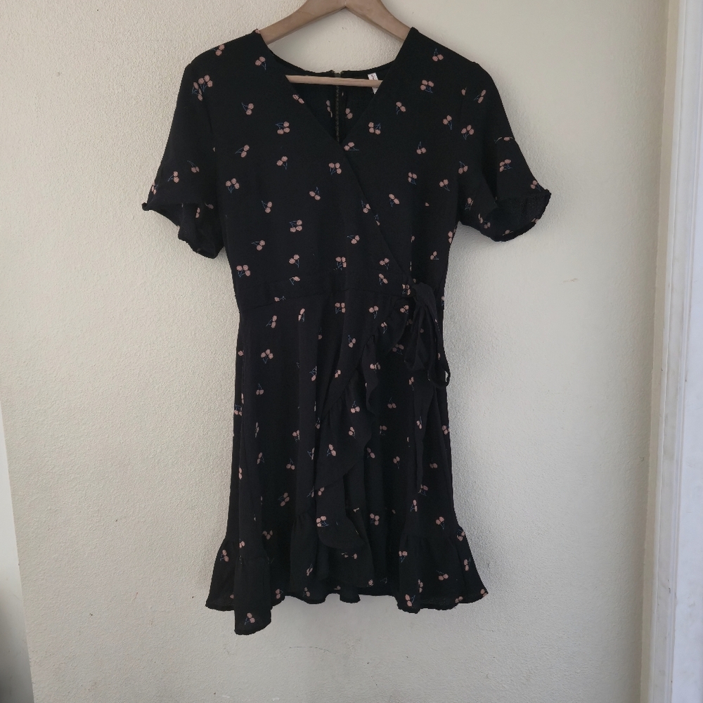 Xhilaration Black Short Sleeve Dress M